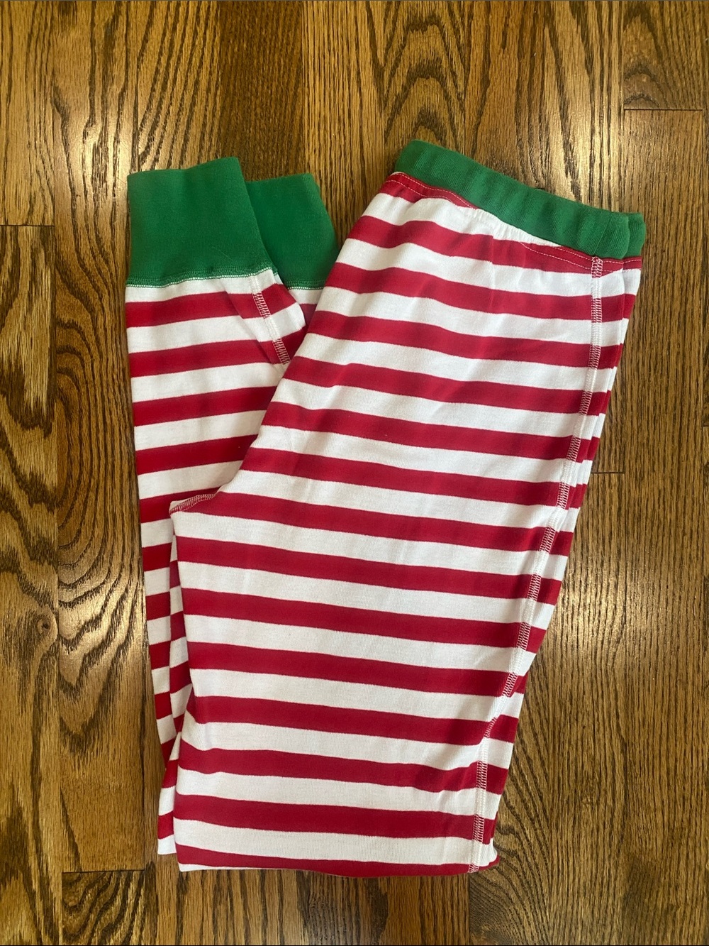 Hanna Andersson women’s red/white stripe jogger pajama pants, size M. Like new